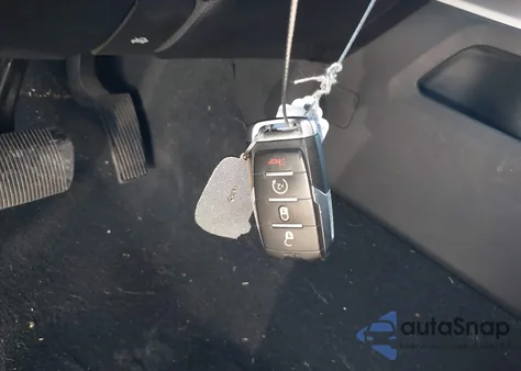 2019 Ram 1500 Laramie 4X2 5'7 Box from USA, damaged, VIN 1C6RREJT3KN805944